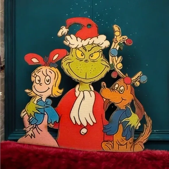The Grinch Trio wooden ornaments (new) - Picture 2 of 7